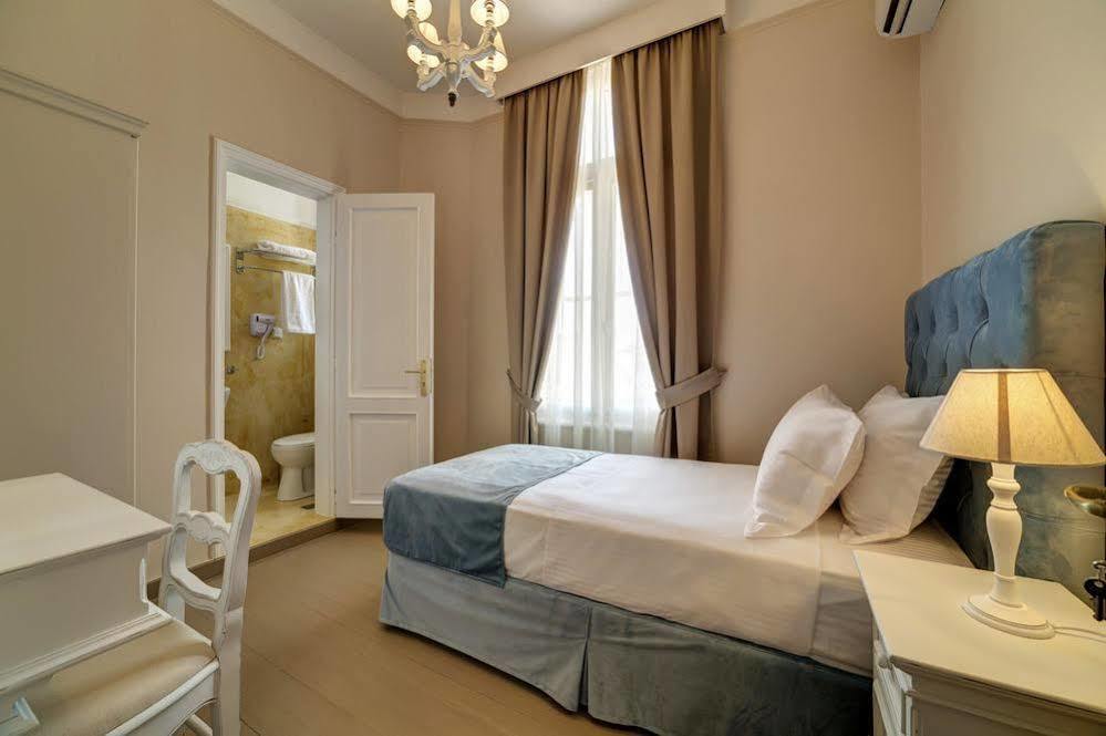Home & Art Suites Αθήνα Εξωτερικό φωτογραφία